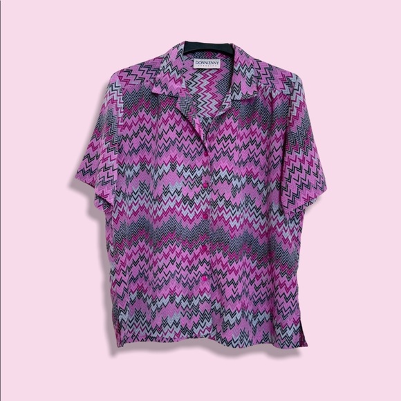Vintage DonnKenny chevron short sleeve button up - Picture 1 of 5